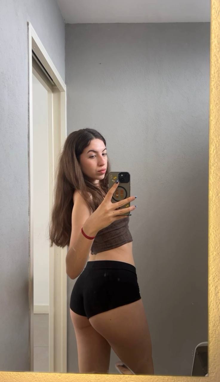 Amber in her underwear in San Jose